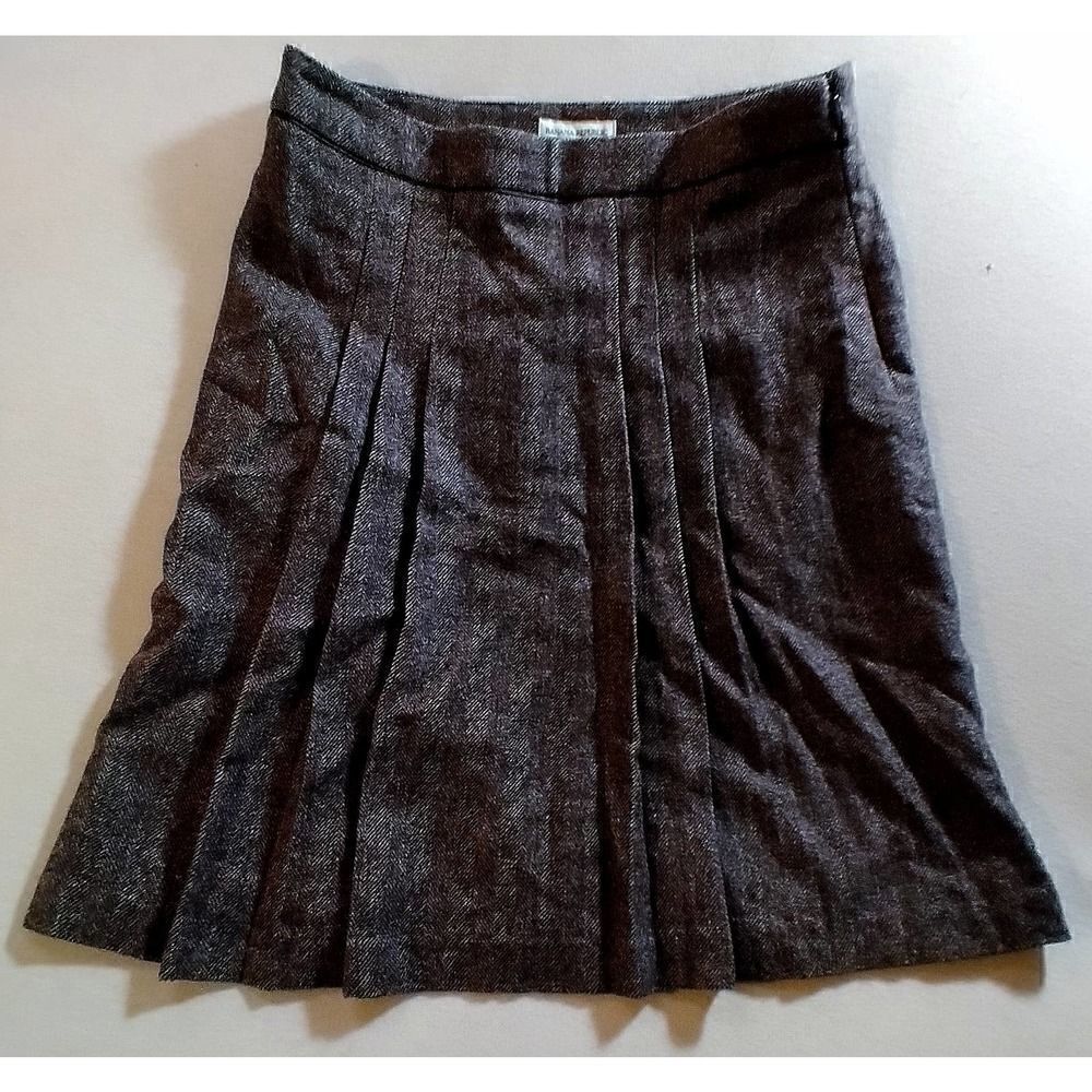 BANANA REPUBLIC WOOL BLEND CHARCOAL PLEATED ZIP SIDE SKIRT GRAY SIZE 2